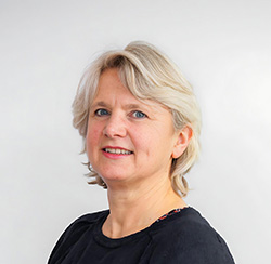 Psychotherapist Cathy Rowland1